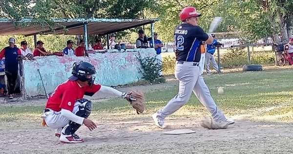 Jubilados Sección 30 gana a Búfalos de la Morelos en el béisbol de la liga de Veteranos!